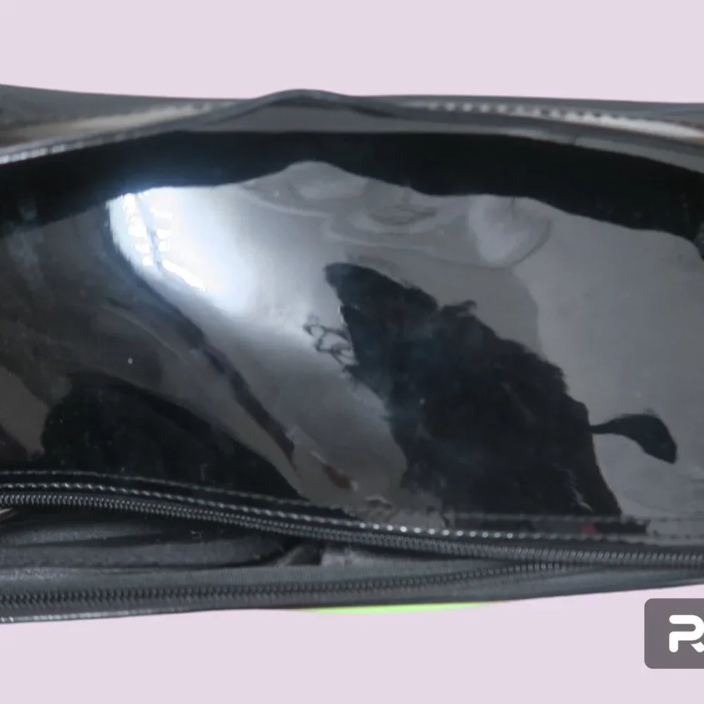 Baviphat cosmetic makeup bag Korean women's in green and black size one size.